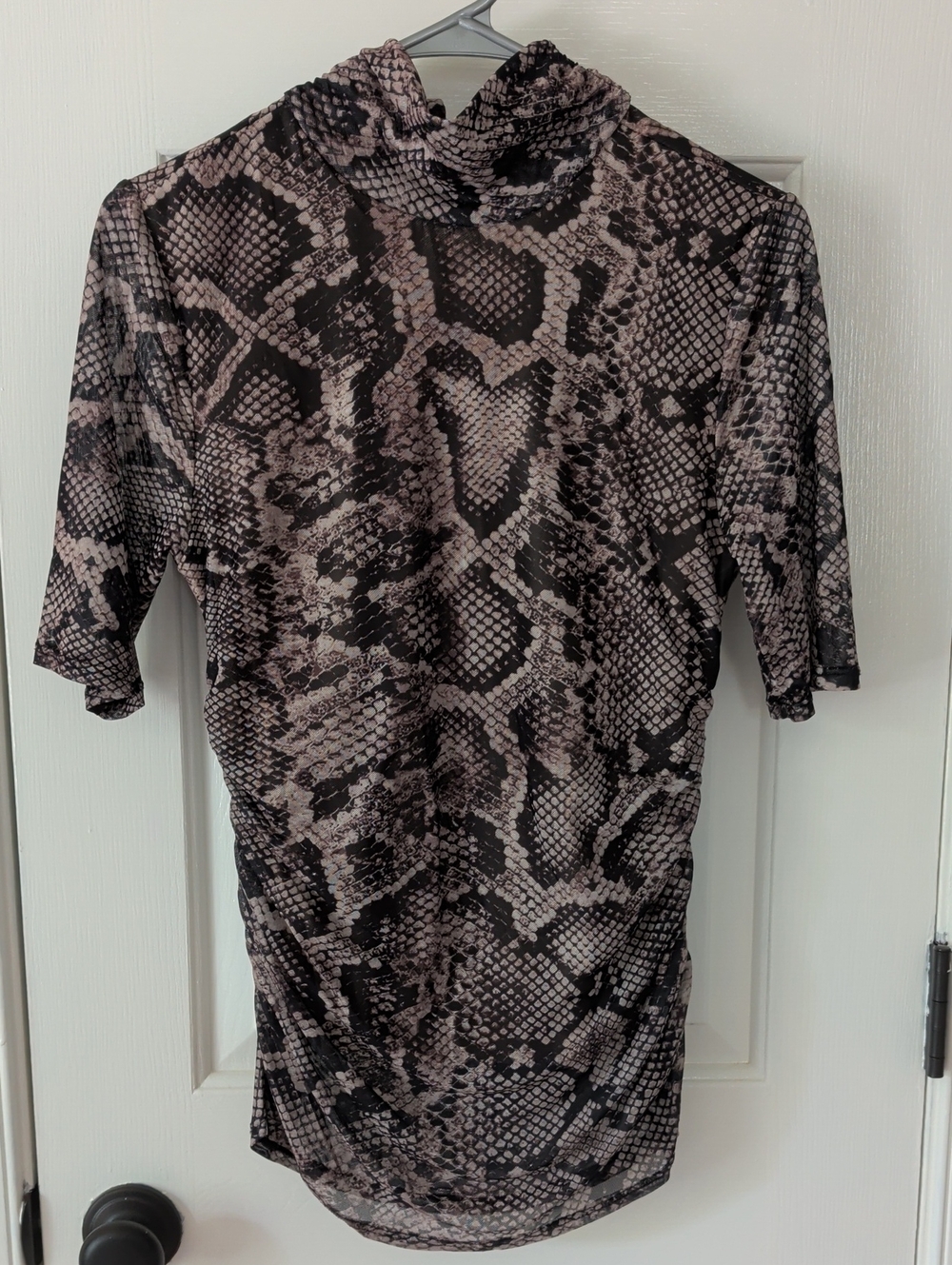 Cable & Gauge Snake-Print Mock Neck Top in Black and Taupe